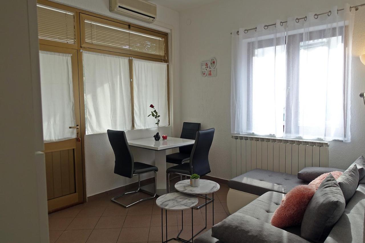 Apartment Denis Opatija Bagian luar foto