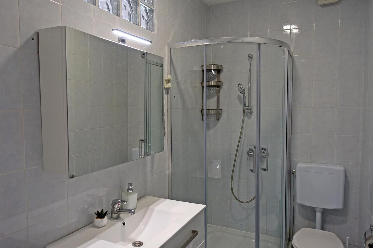 Apartment Denis Opatija Bagian luar foto